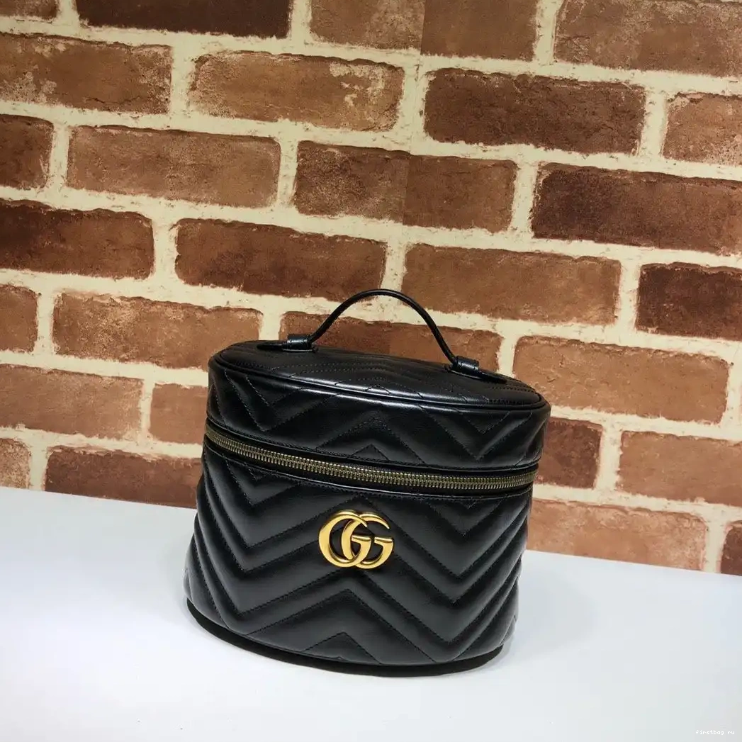 First bag ru GG small GUCCI cosmetic case Marmont 0529